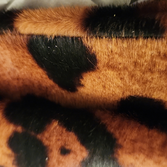 ♤ Giuseppe Zanotti Leopard Print Fur Boots - Picture 8 of 11